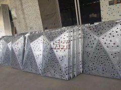 长洲区五大关键要素帮你怎样快速的采办优良得冲孔铝单板